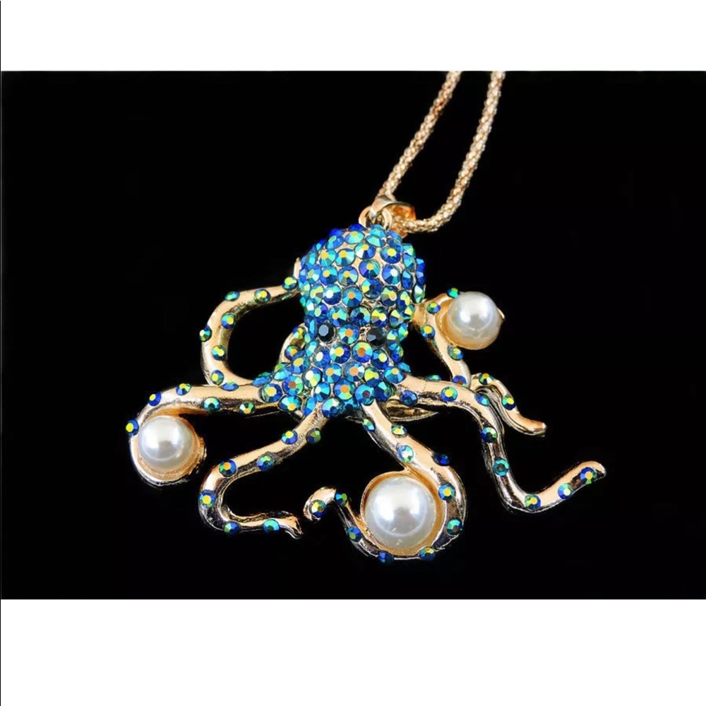 Rhinestone Pearl Octopus Necklace